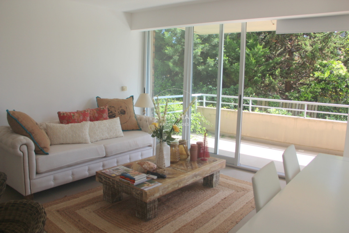 Apartamento ID.1740 - Venta apartamento en Rincon del Indio, Playa Brava, Punta del Este 2 dormitorios