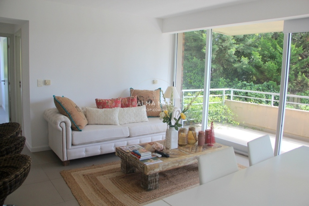 Apartamento ID.1740 - Venta apartamento en Rincon del Indio, Playa Brava, Punta del Este 2 dormitorios
