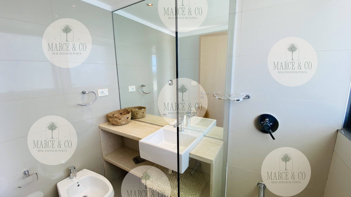 Apartamento ID.571 - Venta departamento frente al mar en playa Brava