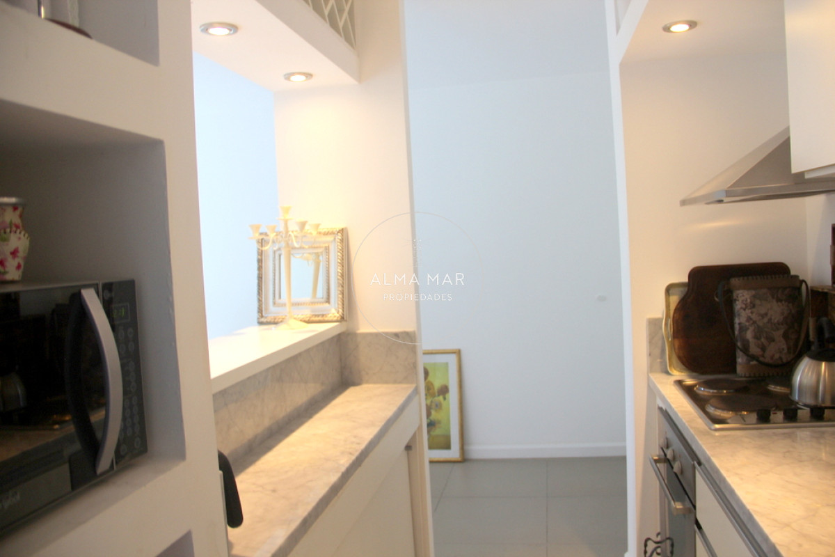Apartamento ID.1740 - Venta apartamento en Rincon del Indio, Playa Brava, Punta del Este 2 dormitorios
