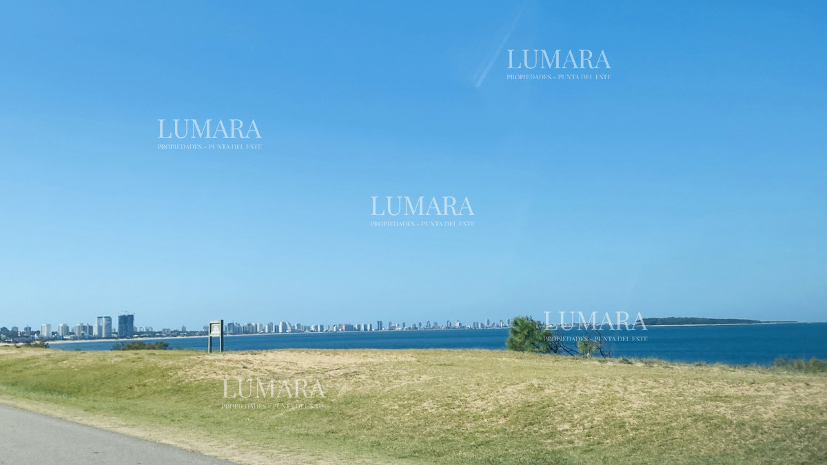 Apartamento ID.1435 - Venta Departamento 1 dormitorio parada 40 playa Mansa Punta del Este