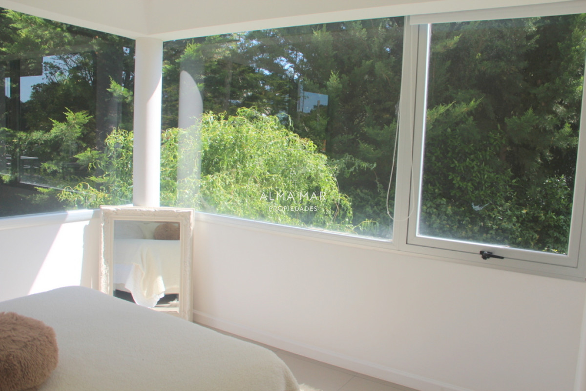 Apartamento ID.1740 - Venta apartamento en Rincon del Indio, Playa Brava, Punta del Este 2 dormitorios