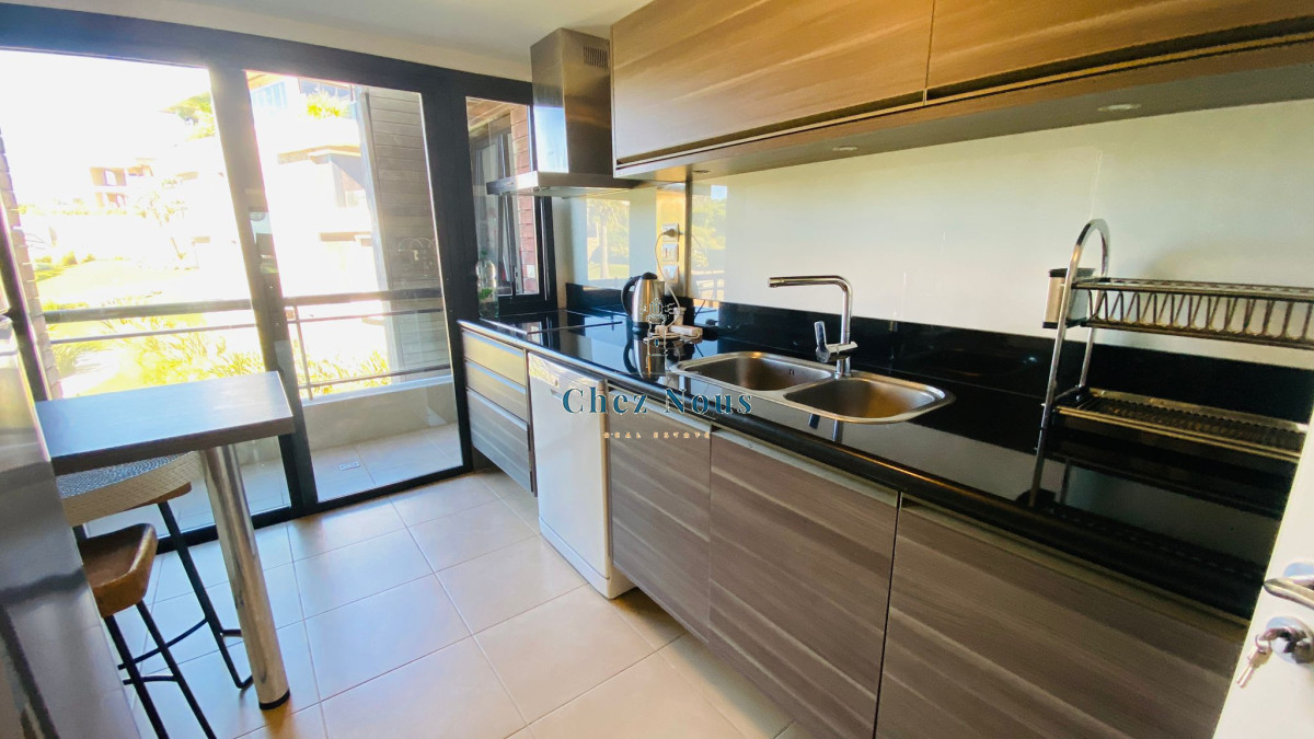 Apartamento ID.849 - Alquiler departamento 2 dormitorios en Manantiales frente al mar disponible alquiler invernal