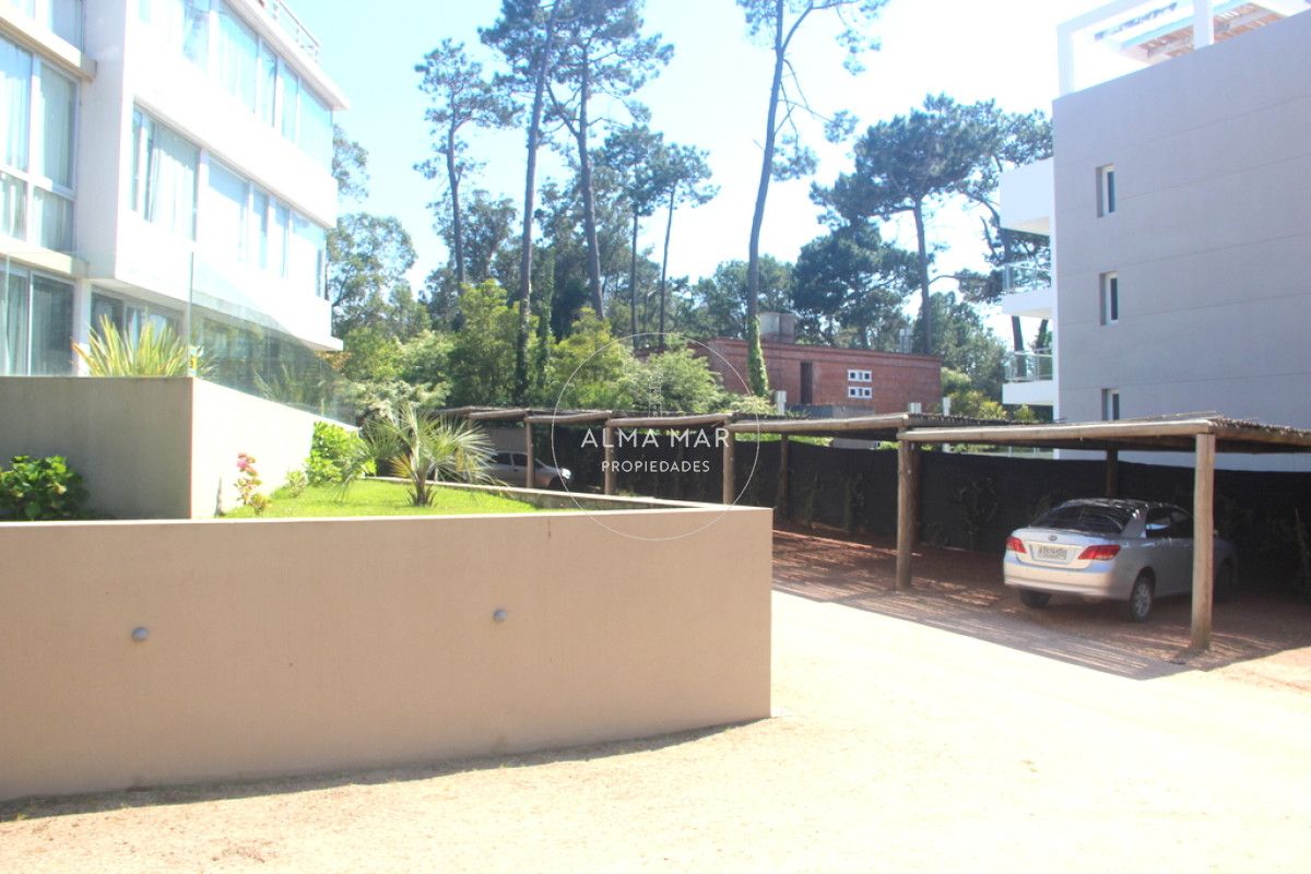 Apartamento ID.1740 - Venta apartamento en Rincon del Indio, Playa Brava, Punta del Este 2 dormitorios