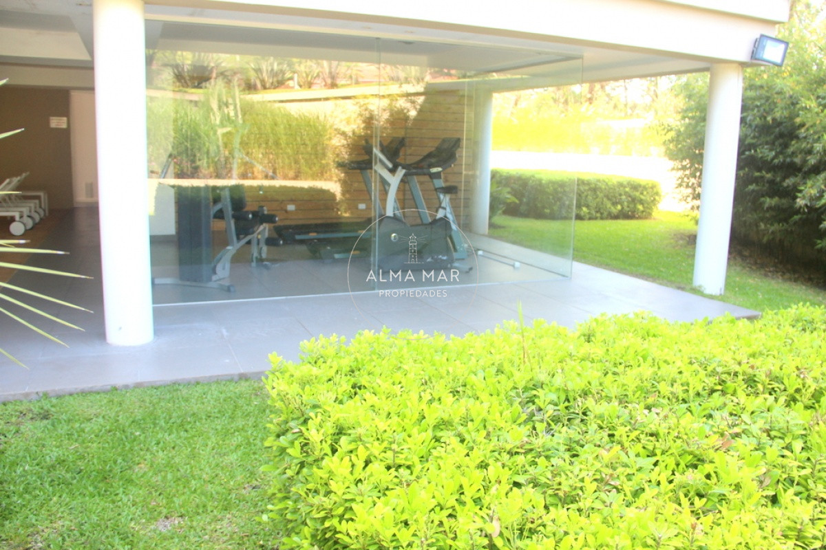 Apartamento ID.1740 - Venta apartamento en Rincon del Indio, Playa Brava, Punta del Este 2 dormitorios