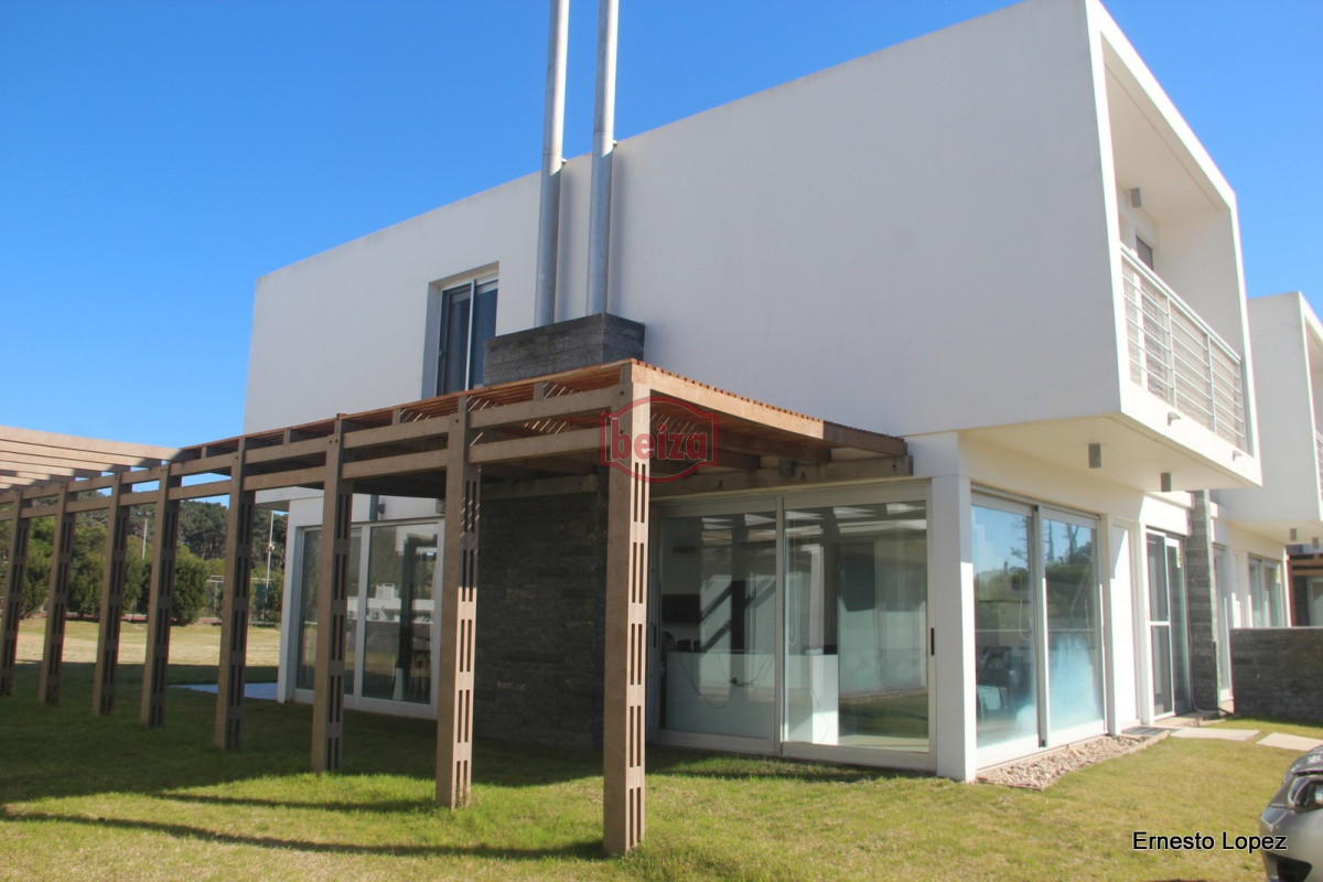 Casa ID.165880 - Alquiler casa en Playa Brava PDE