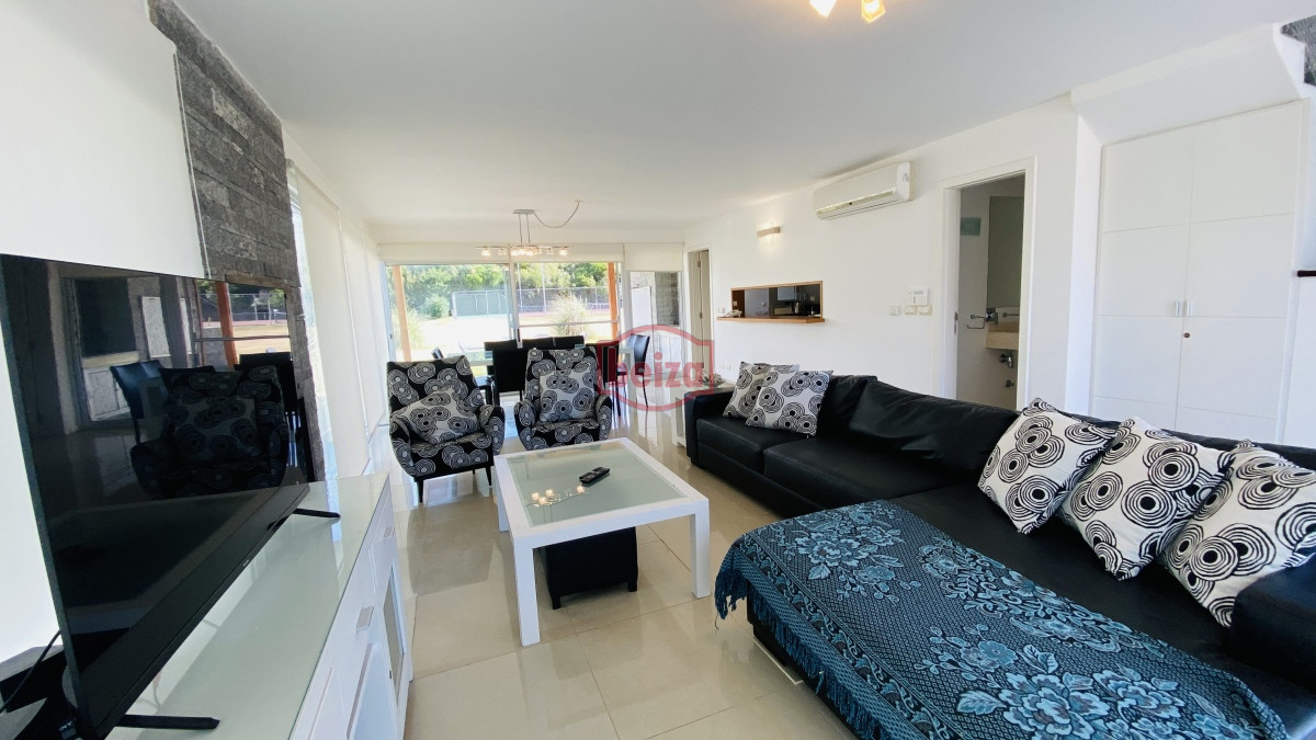 Casa ID.165880 - Alquiler casa en Playa Brava PDE