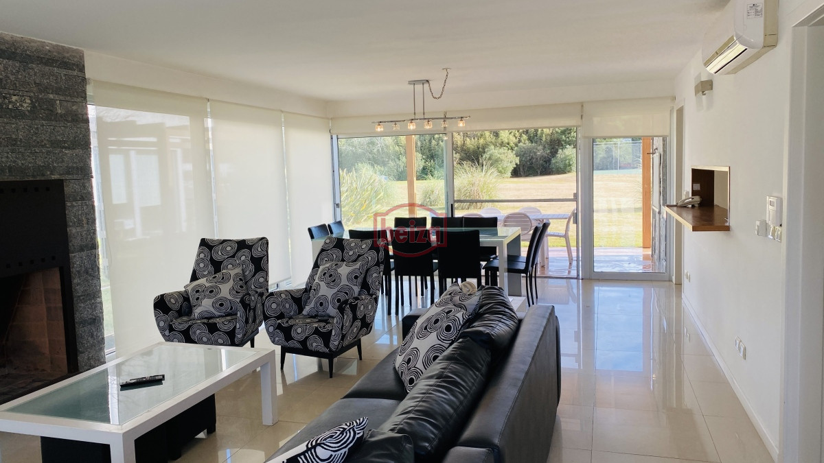 Casa ID.165880 - Alquiler casa en Playa Brava PDE