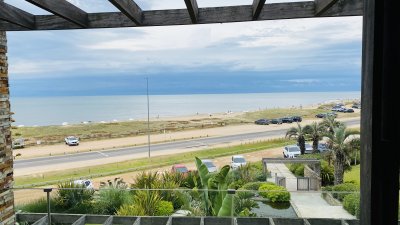 Venta y alquiler departamento en Manantiales frente al mar 