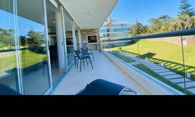 Apartamento en playa Brava Punta del Este 2 dormitorios venta