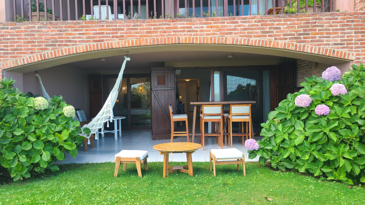 Apartamento sobre el mar en Manantiales 
