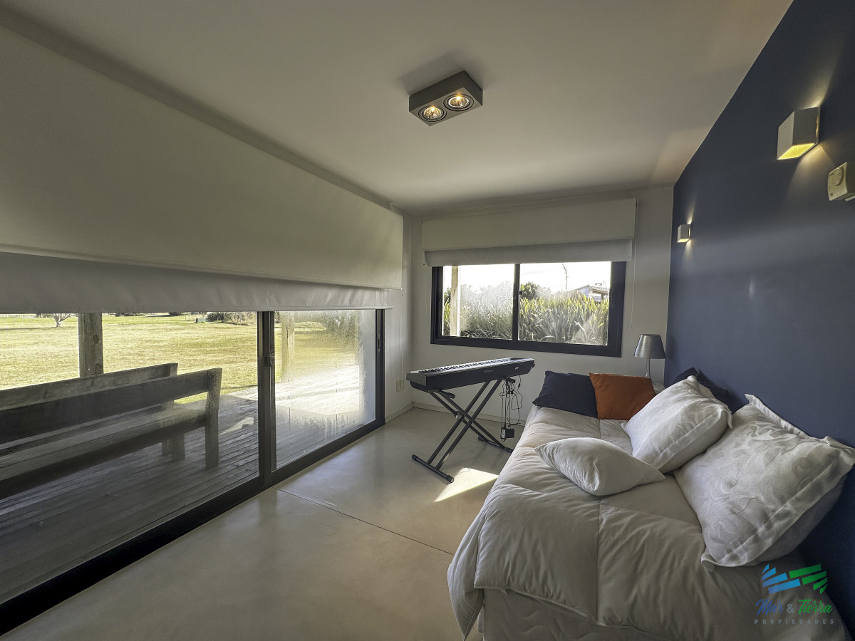 Casa ID.5651 - En venta casa en barrio privado El Quijote, La Barra, Punta del Este