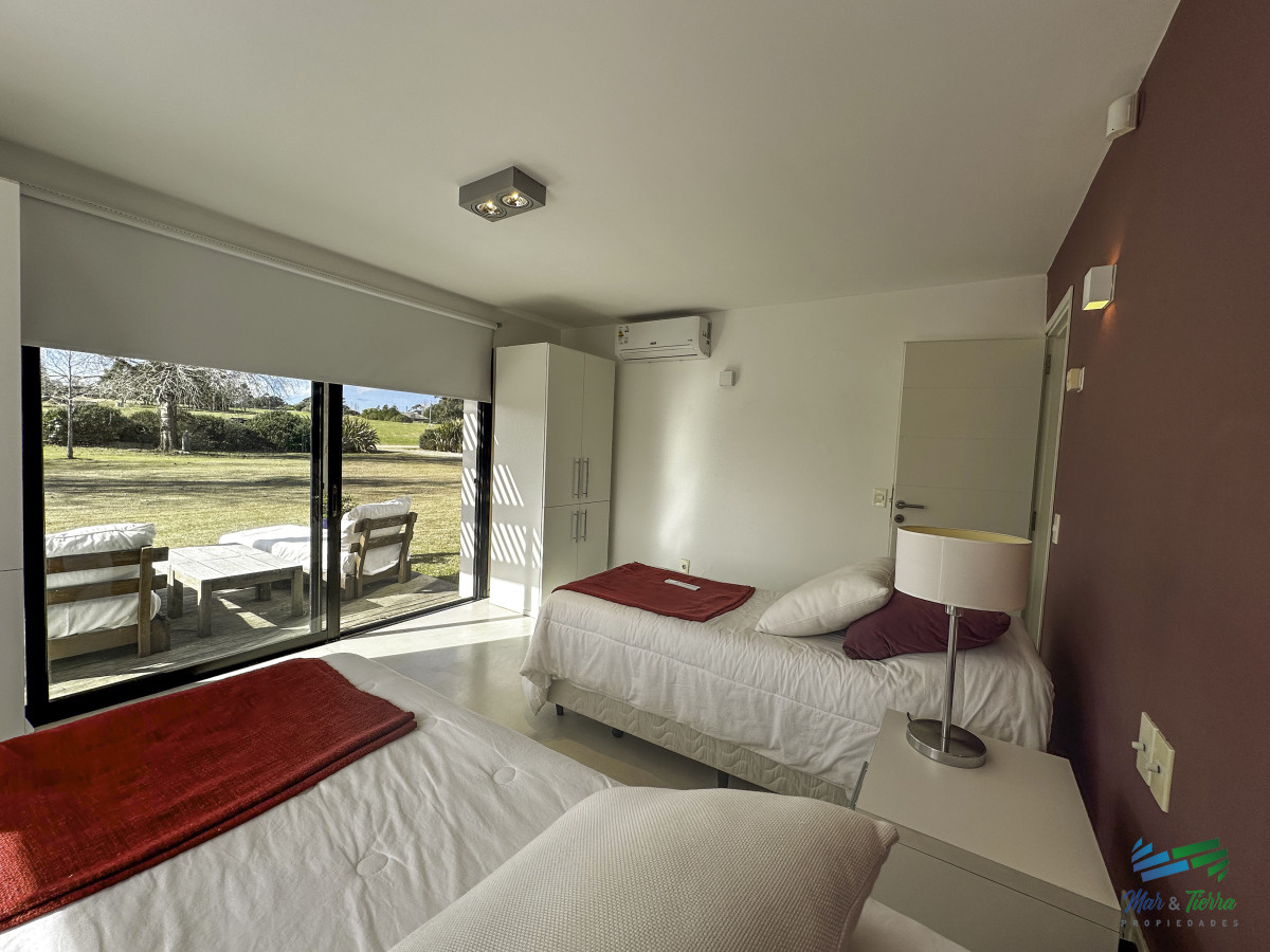 Casa ID.5651 - En venta casa en barrio privado El Quijote, La Barra, Punta del Este
