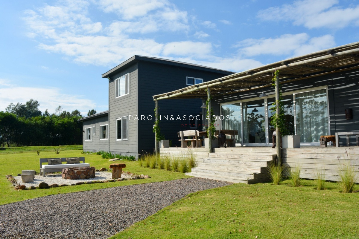 casa en venta de 4 dormitorios en el quijote chacras, punta del este. - jpa4200c
