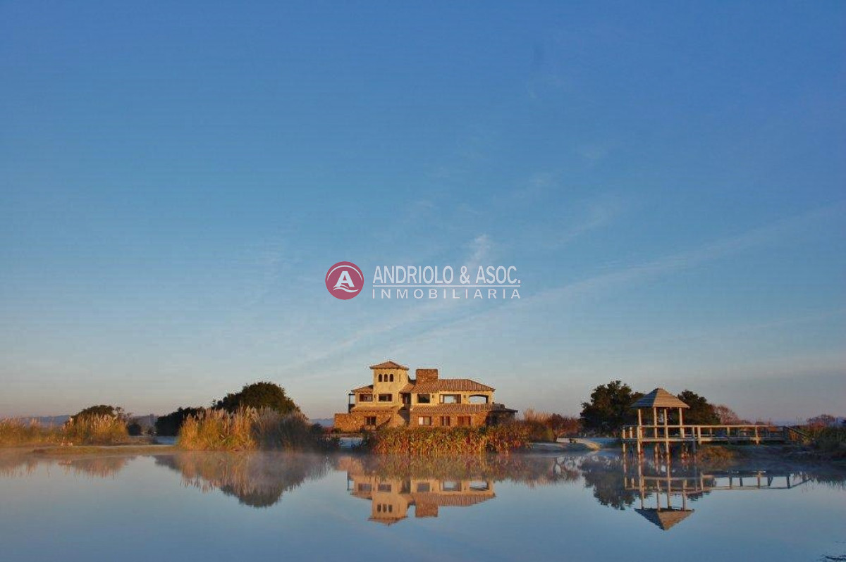 Casa ID.6544 - Excelente casa en El Quijote Chacras Reserva Natural