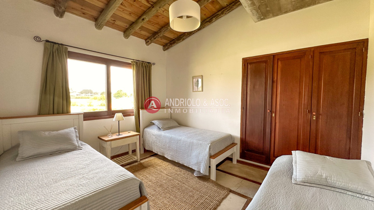 Casa ID.6544 - Excelente casa en El Quijote Chacras Reserva Natural