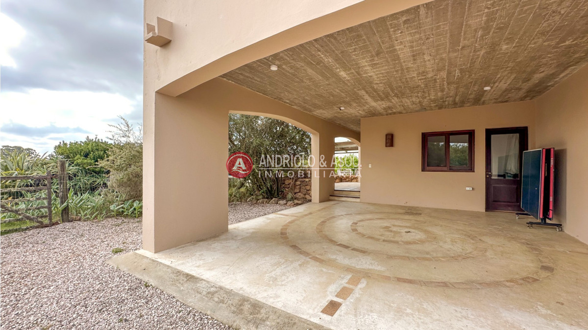 Casa ID.6544 - Excelente casa en El Quijote Chacras Reserva Natural