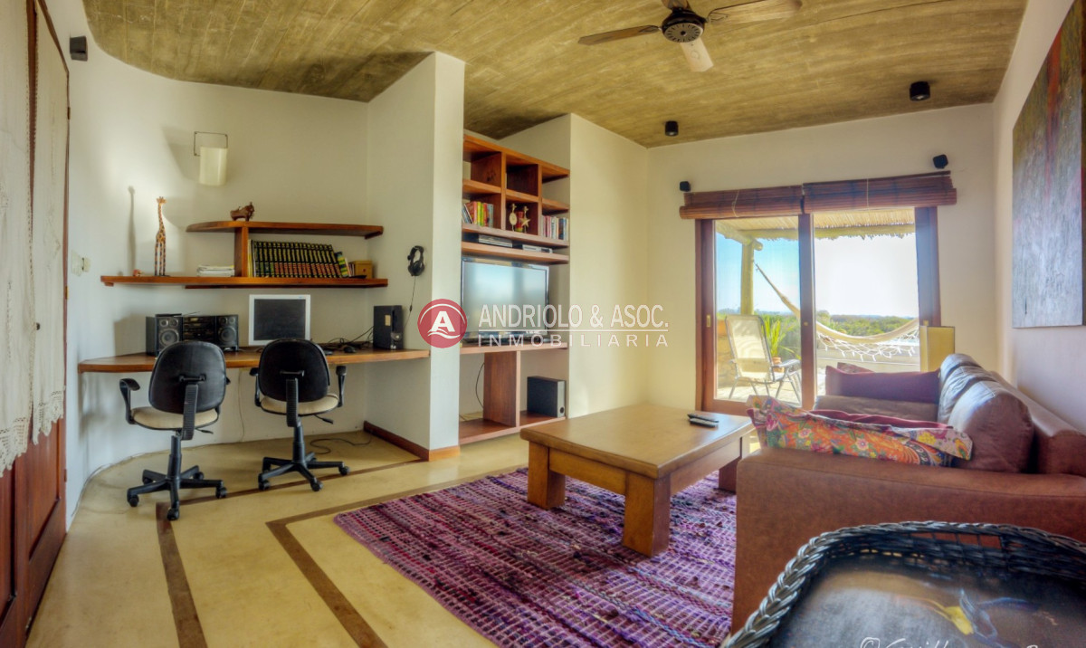 Casa ID.6544 - Excelente casa en El Quijote Chacras Reserva Natural