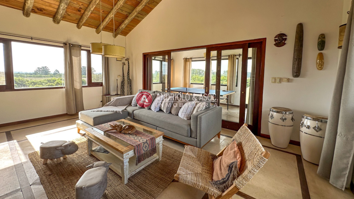 Casa ID.6544 - Excelente casa en El Quijote Chacras Reserva Natural