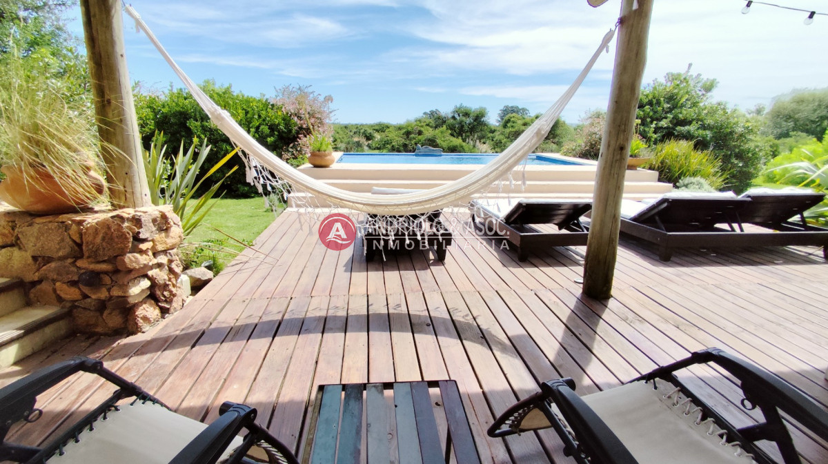 Casa ID.6544 - Excelente casa en El Quijote Chacras Reserva Natural