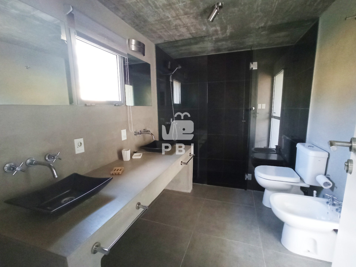 VmVudGEgY2FzYSB1YmljYWRhIGNlcmNhIGRlIGNsdWIgaG91c2UgRWwgUXVpam90ZSBDaGFjcmFzICAtIFJlZiA6IFBCSTE0NTY1