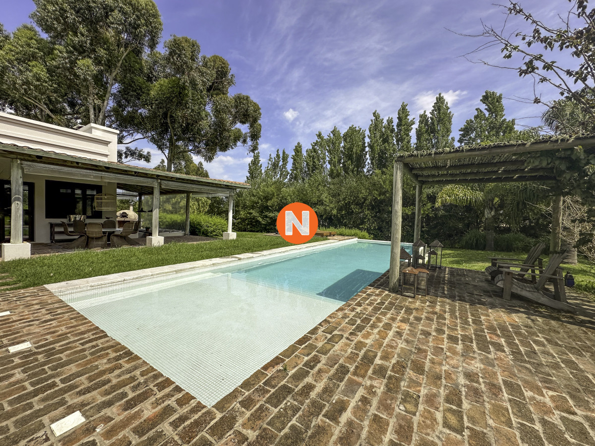 Casa Ref.217916 - Venta Excelente casa en El Quijote Chacras