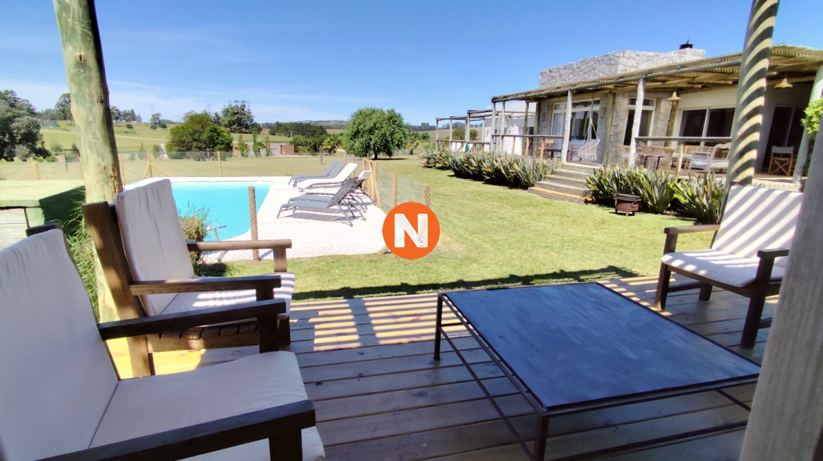 Casa Ref.217920 - Casa en Venta de muy buena construcción en El Quijote