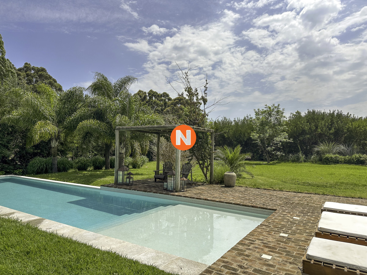 Casa Ref.217916 - Venta Excelente casa en El Quijote Chacras