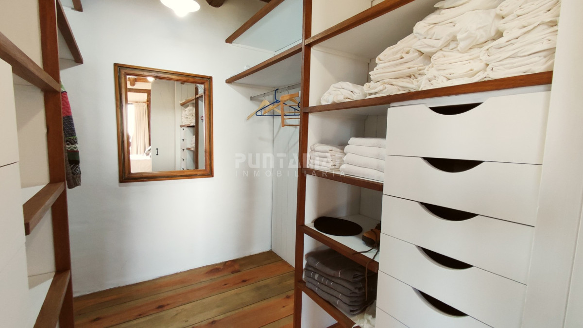 Casa ID.212313 - Venta de Excelente Propiedad en El Quijote Chacras