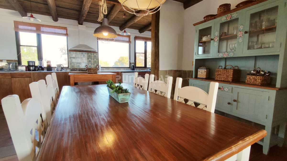 Casa ID.212313 - Venta de Excelente Propiedad en El Quijote Chacras