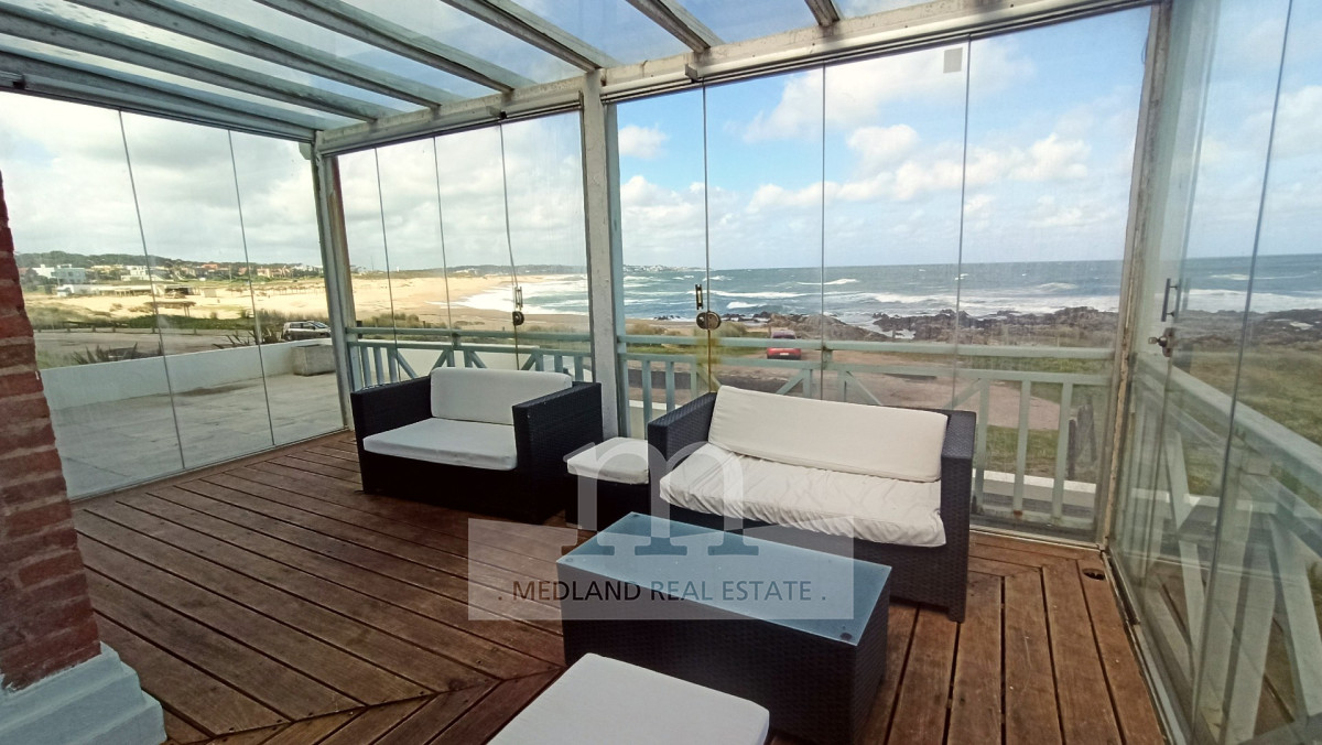 Apartamento ID.261 - Alquiler Hermoso Apartamento frente al Mar en Montoya