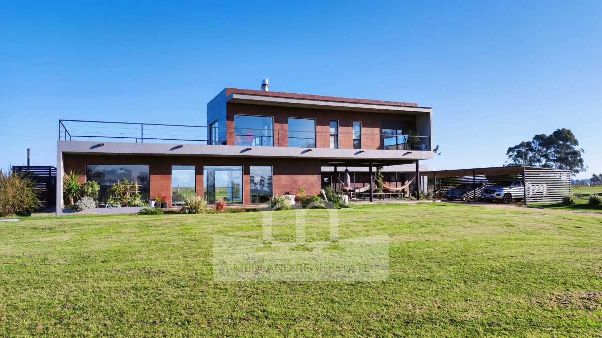 Casa ID.411 - Venta linda casa con preciosa vista al campo!