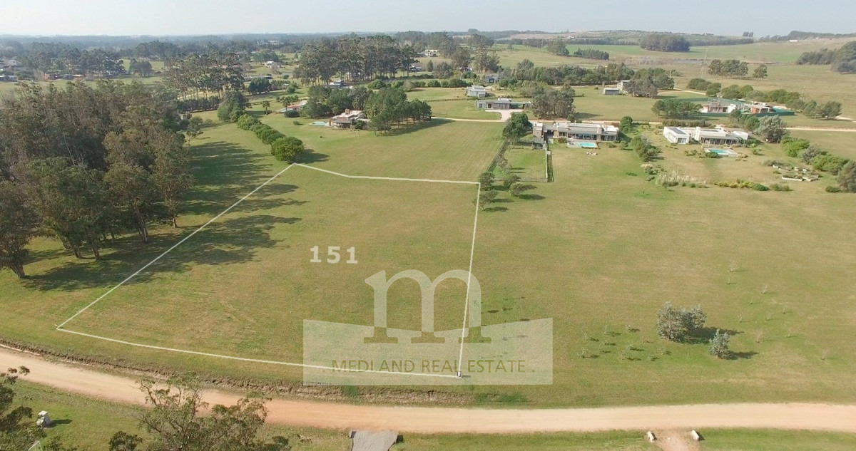 Terreno ID.417 - Venta Lote en Zona Muy Tranquila dentro de El Quijote Chacras