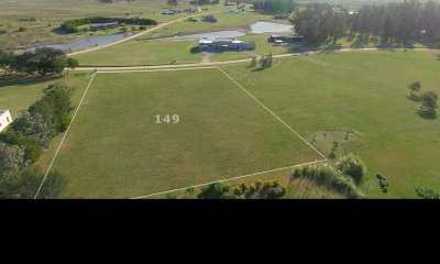 Venta Hermoso Lote en El Quijote Chacras con Vistas a la Laguna