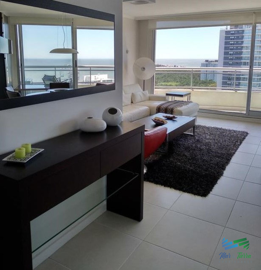 Apartamento ID.3716 - Alquilo por temporada apartamento 3 dormitorios con servicios, Punta del Este