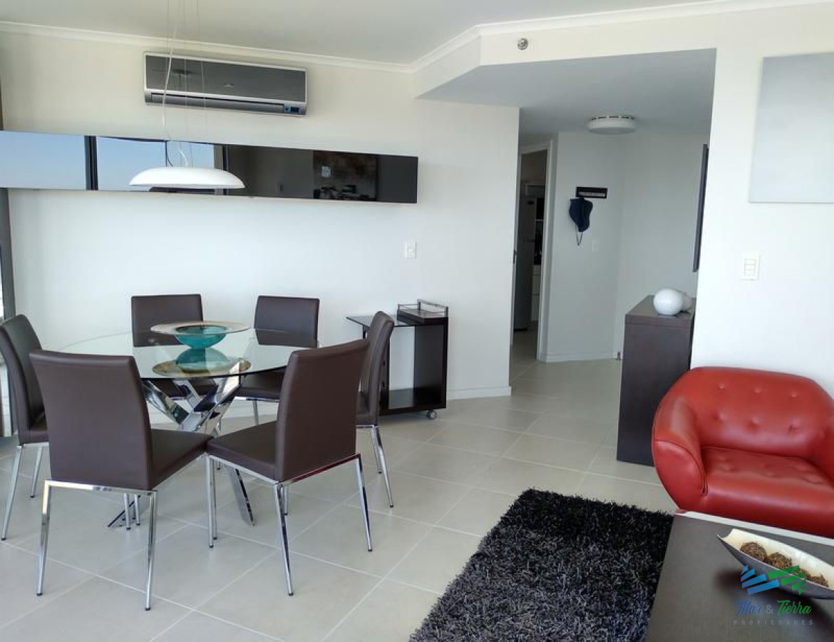 Apartamento ID.3716 - Alquilo por temporada apartamento 3 dormitorios con servicios, Punta del Este
