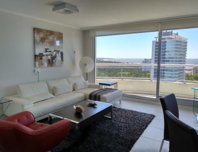 Alquilo por temporada apartamento 3 dormitorios con servicios, Punta del Este