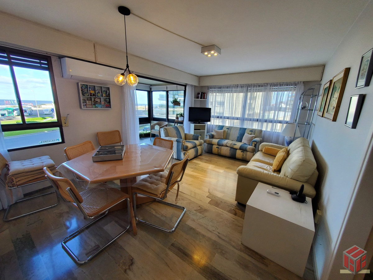Apartamento ID.8891 - venta apto 1 dormitorio  con vista en la Brava Punta del Este 