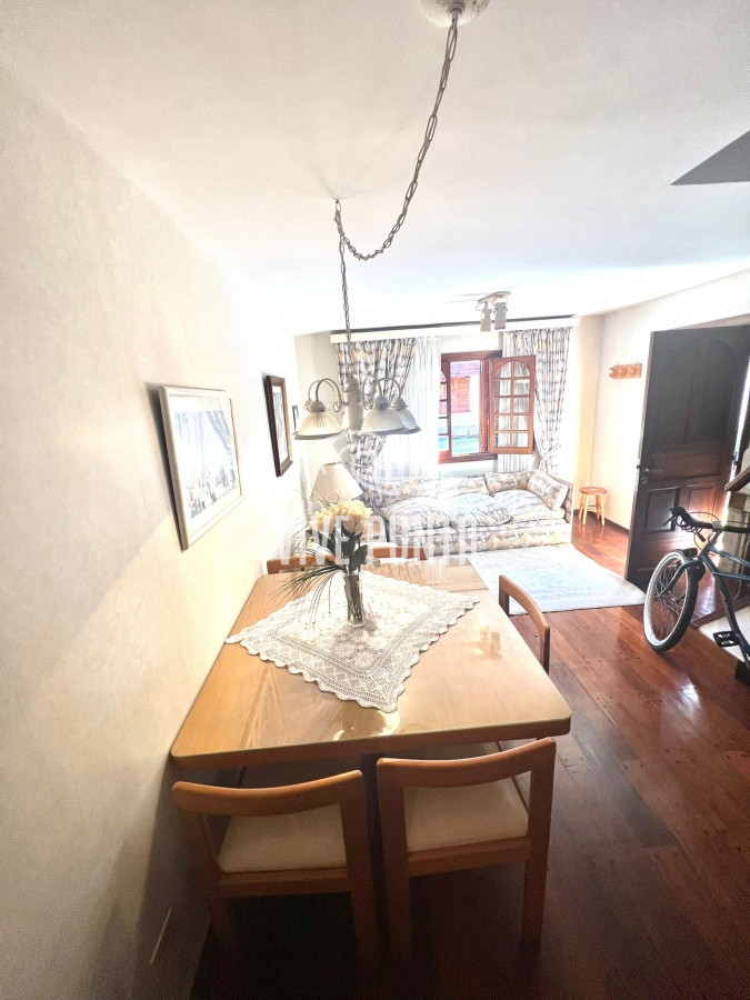 Casa ID.498 - Casa en venta sobre Av. Francia. 