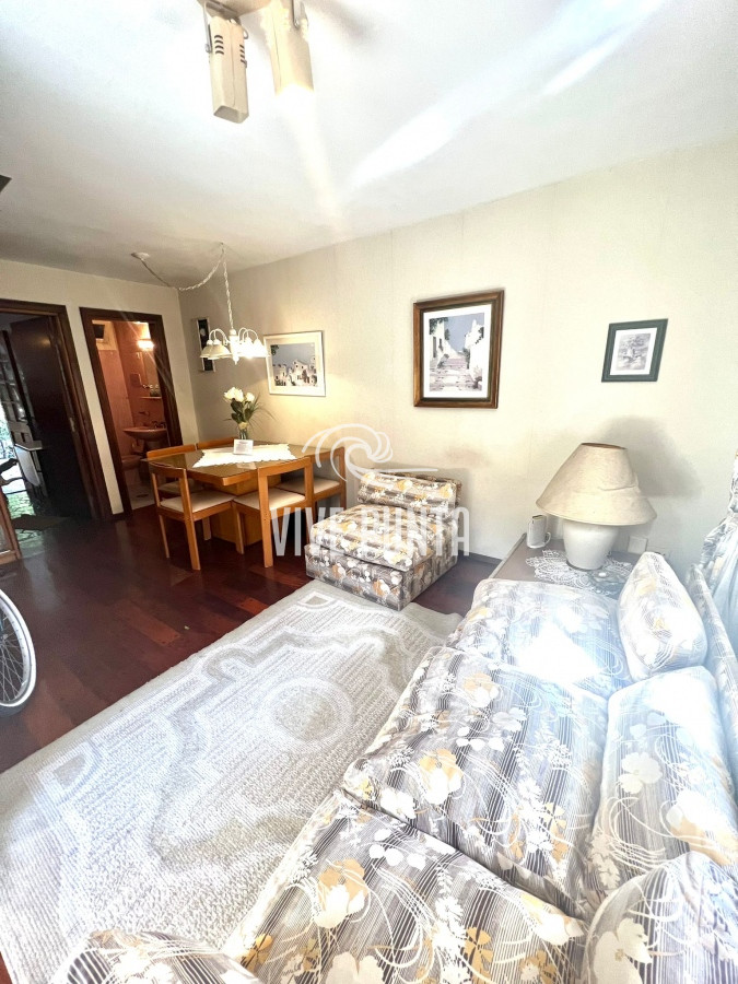 Casa ID.498 - Casa en venta sobre Av. Francia. 