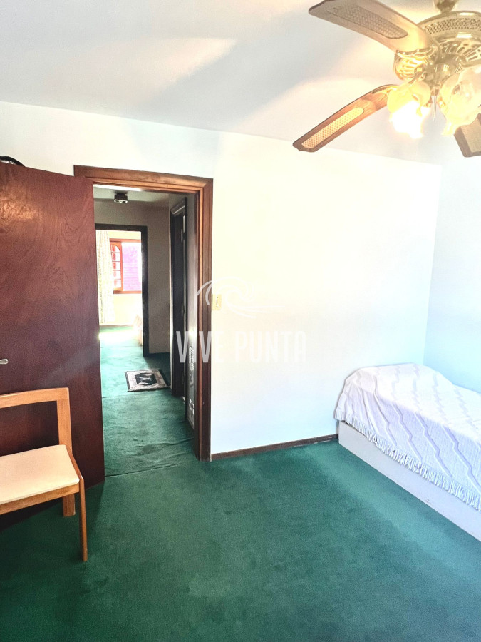 Casa ID.498 - Casa en venta sobre Av. Francia. 