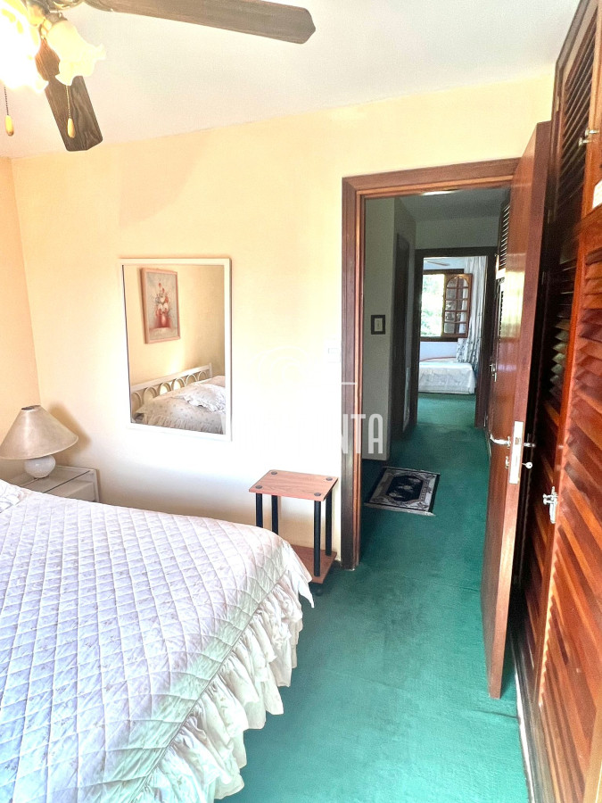 Casa ID.498 - Casa en venta sobre Av. Francia. 
