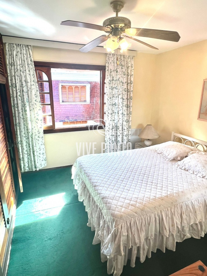 Casa ID.498 - Casa en venta sobre Av. Francia. 