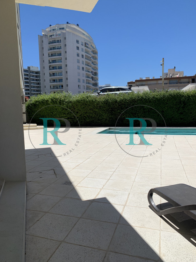 Apartamento ID.2769 - Venta apto 1 dormitorio Punta del Este con cochera Aidy Grill bajos gastos