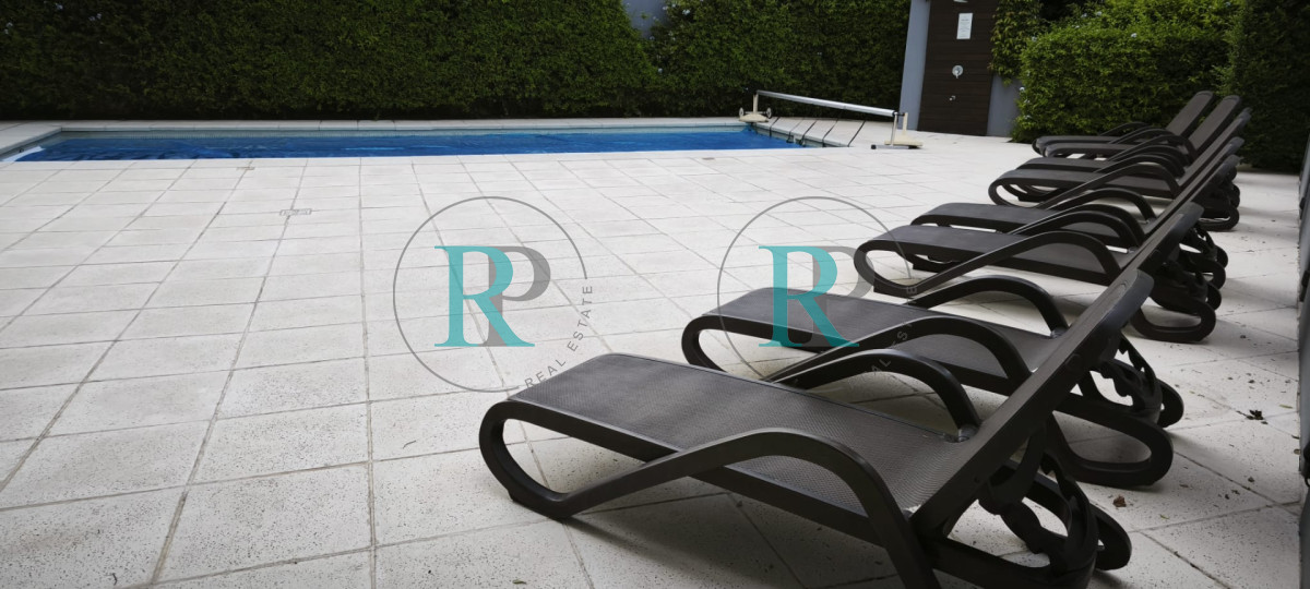 Apartamento ID.2769 - Venta apto 1 dormitorio Punta del Este con cochera Aidy Grill bajos gastos