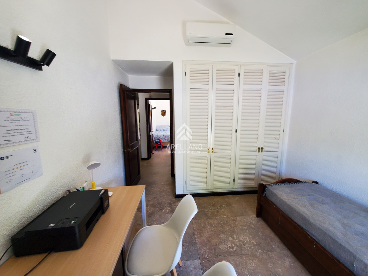 Casa ID.5444 - Venta casa 3 dormitorios 