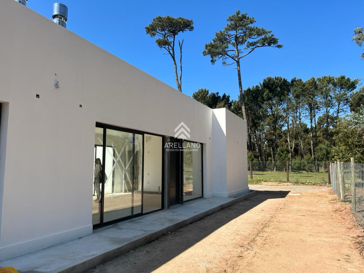 Casa ID.1631 - VENTA CASA DE 2 DORMITORIOS EN PARQUE BURNETT