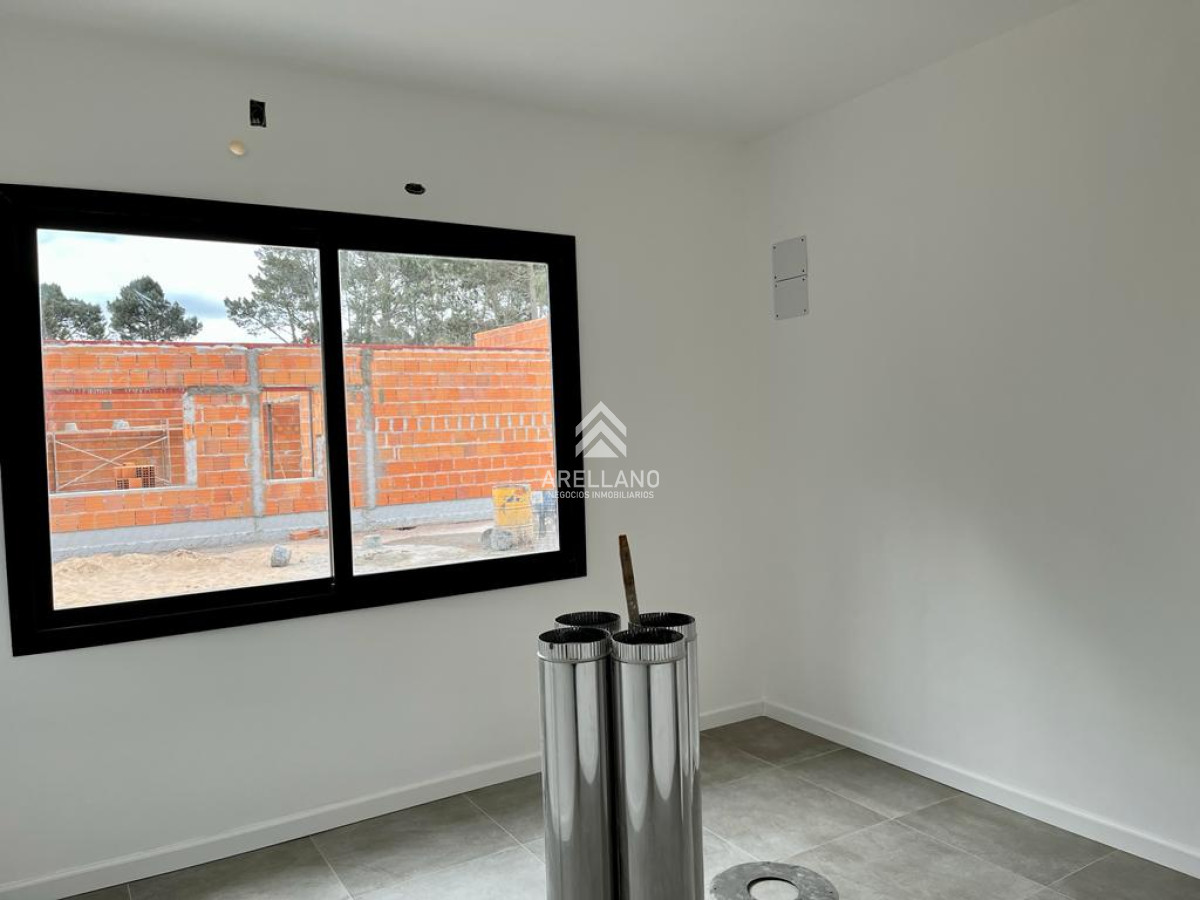 Casa ID.1631 - VENTA CASA DE 2 DORMITORIOS EN PARQUE BURNETT