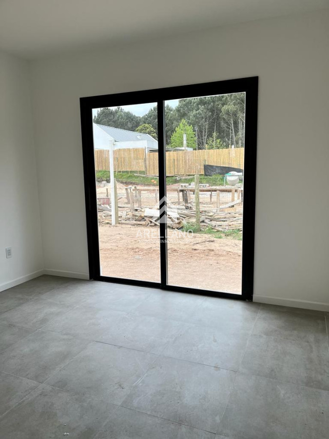 Casa ID.1631 - VENTA CASA DE 2 DORMITORIOS EN PARQUE BURNETT