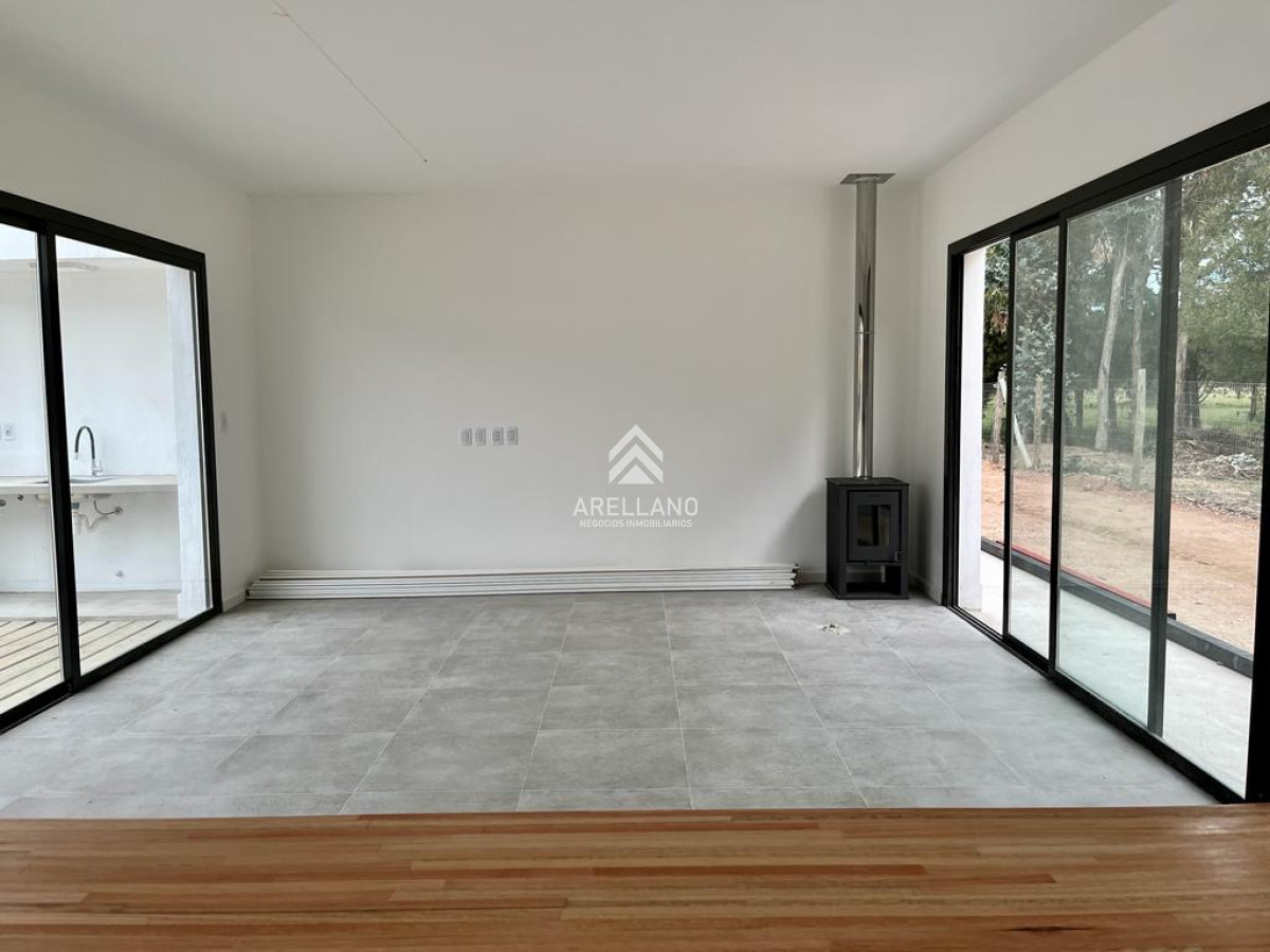 Casa ID.1631 - VENTA CASA DE 2 DORMITORIOS EN PARQUE BURNETT